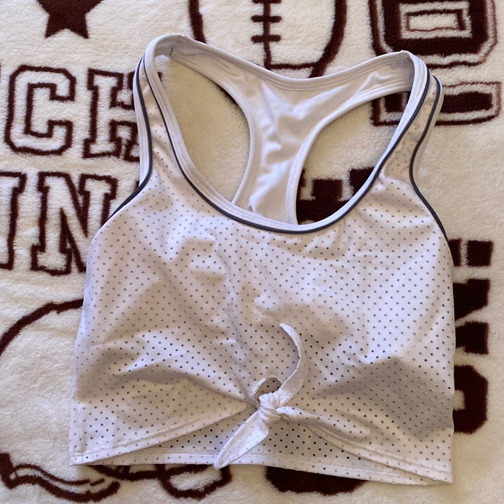 Victoria’s Secret pink sports bra